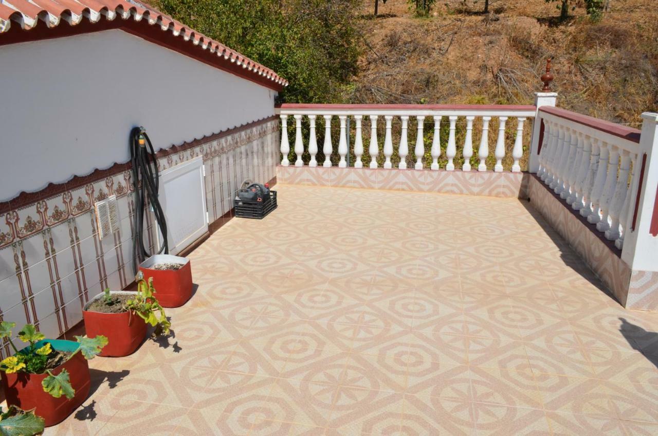 Casa Rural En Almayate Bajo Luaran gambar