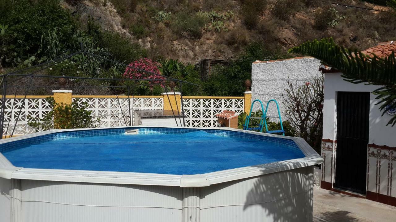 Casa Rural En Almayate Bajo Luaran gambar